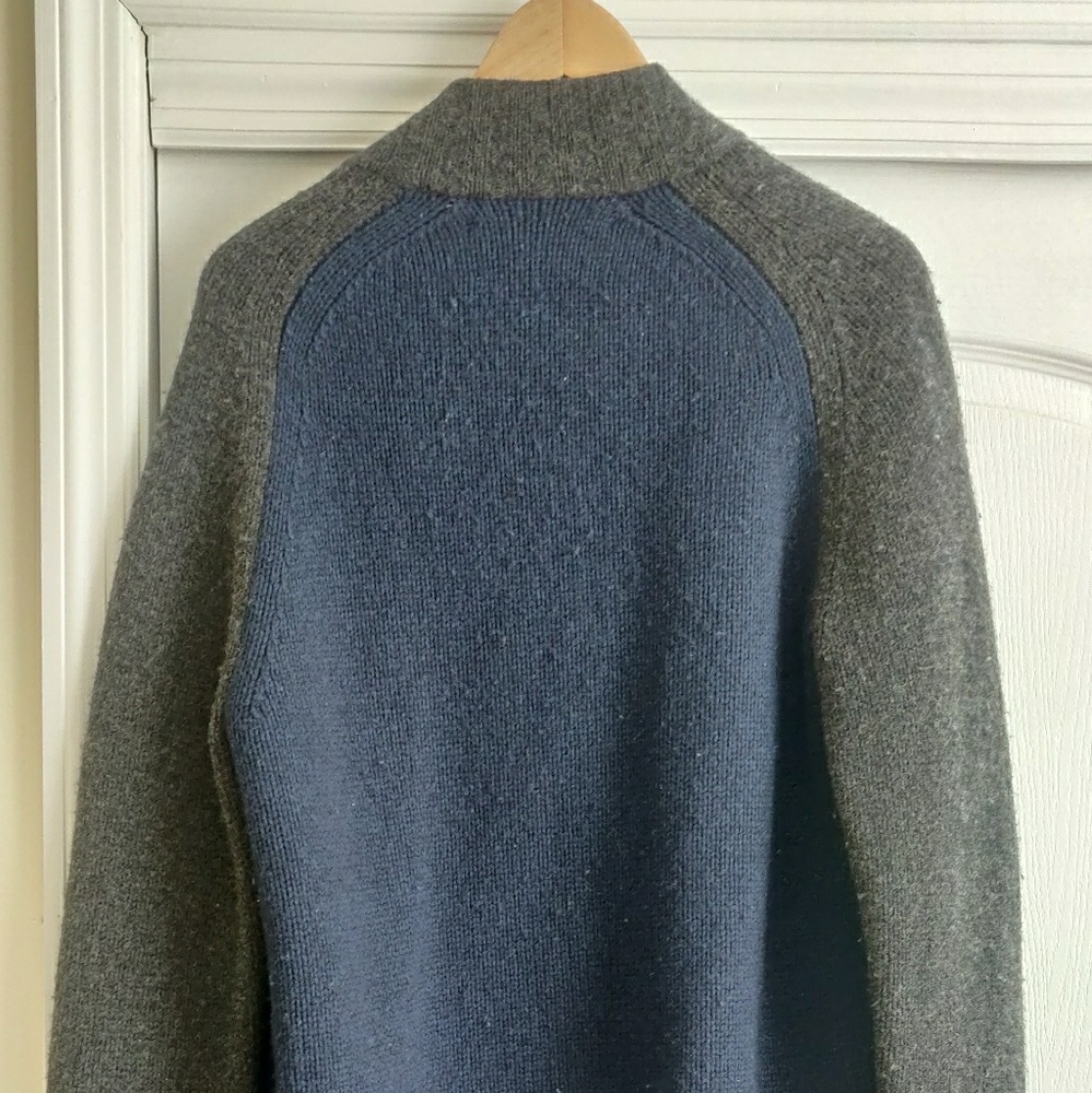 Abercrombie and Fitch sweater
